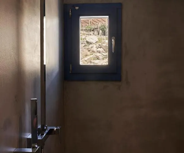 Periscope Private Jacuzzi By Monocle Drafaki