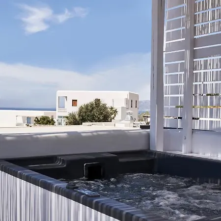 Periscope Private Jacuzzi *