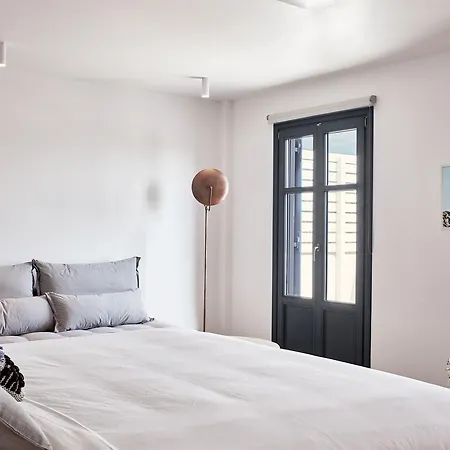 Periscope Private Jacuzzi By Monocle